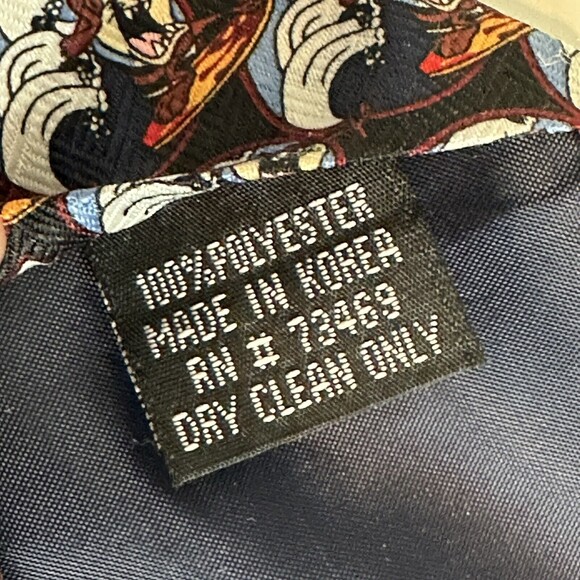 Vintage Looney Tunes 1999 Taz Tasmanian Devil Surfing Cartoon Tie - Picture 6 of 6